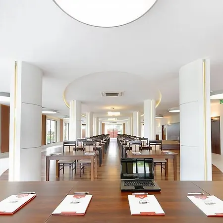Szálloda Hotel Czardasz 2*