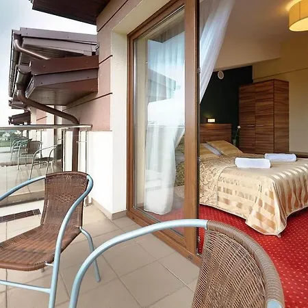 Hotel Luzino ホテル