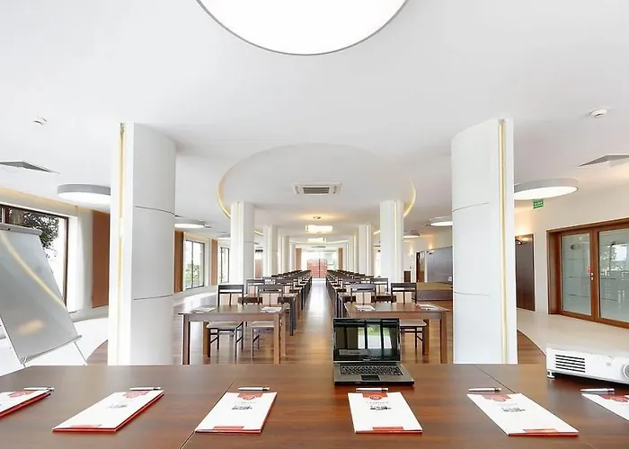 Отель Hotel Luzino 2*