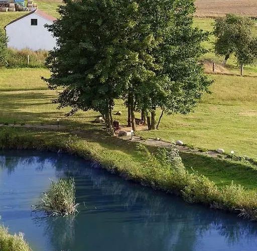 Отель Hotel Luzino 2*