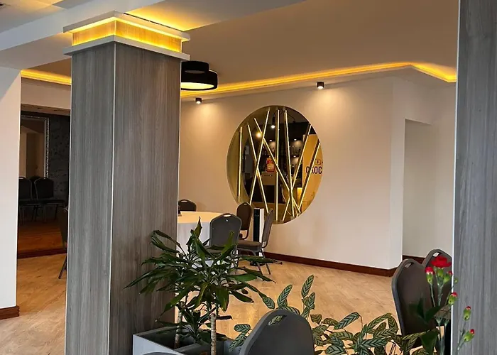 Hotel Luzino Отель 2*